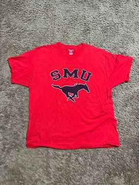 Vintage NCAA SMU Mustangs “triple red” shirt 00s size xl